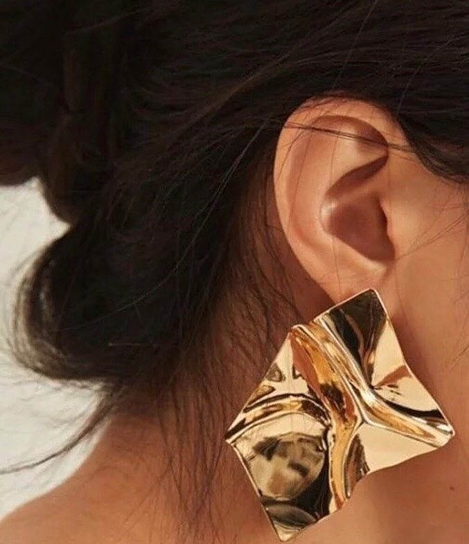 BEST SELLER-Metallic Gold Earrings