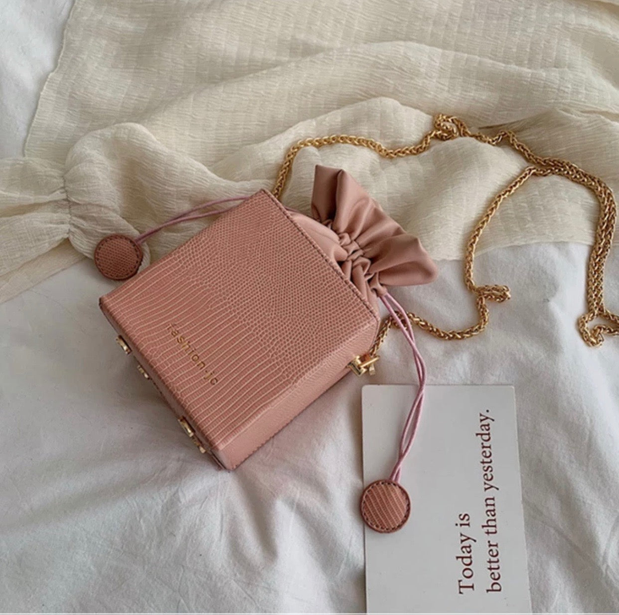 Drawstring Chain Bucket Bag